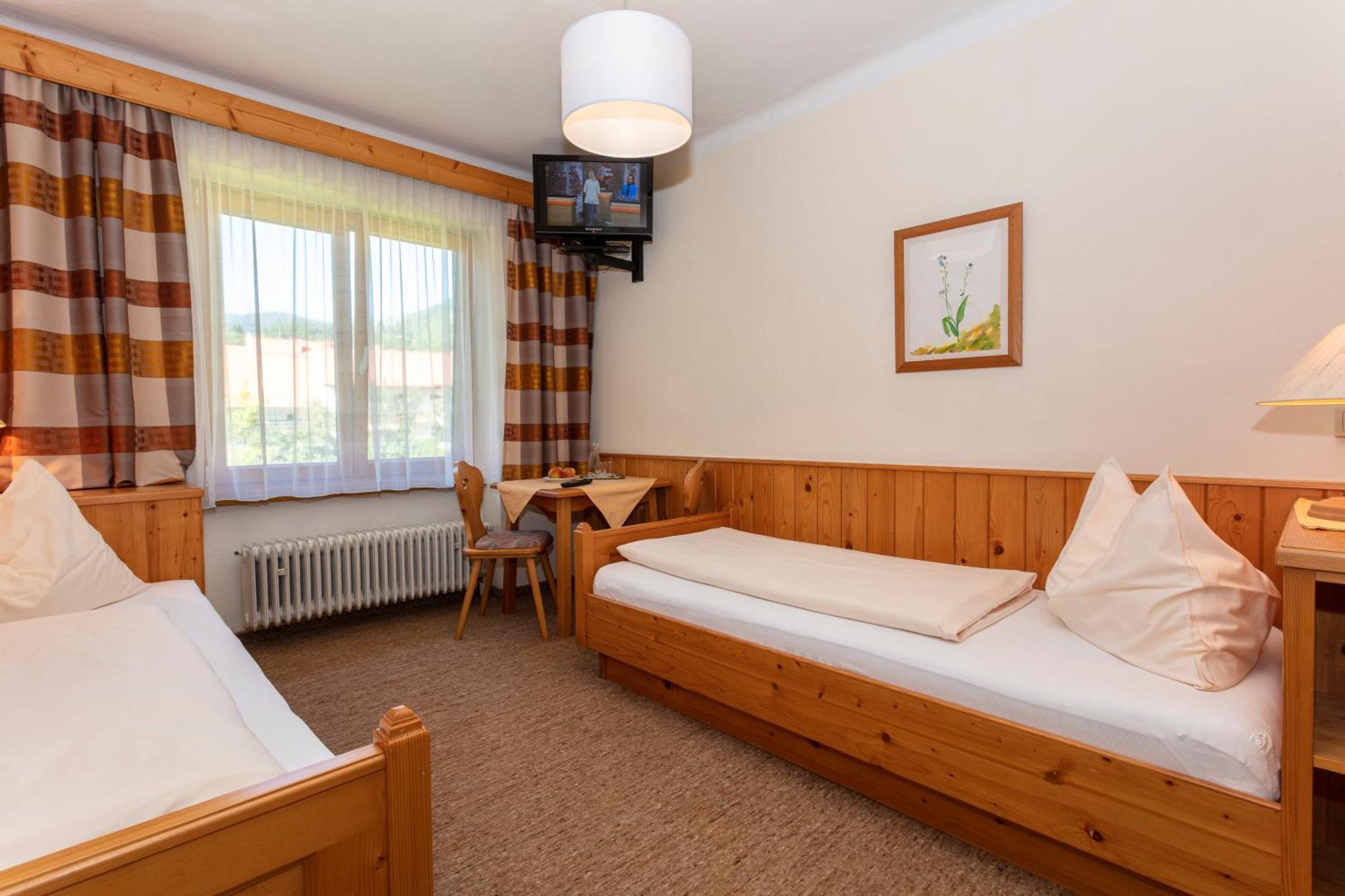 Hotel Der Graggober Oberwoelz Stadt Zewnętrze zdjęcie