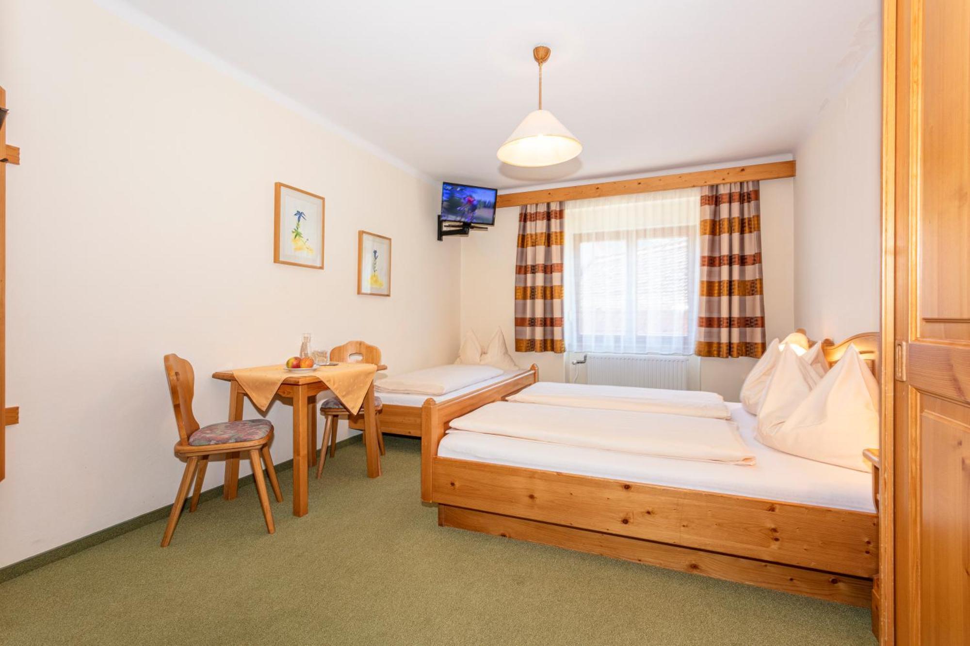 Hotel Der Graggober Oberwoelz Stadt Zewnętrze zdjęcie